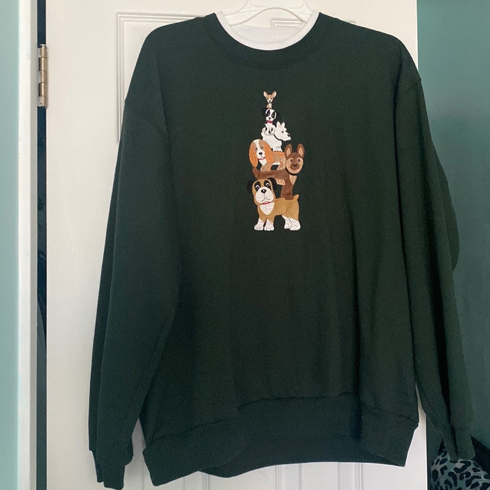 worn once or twice good condition dark green color